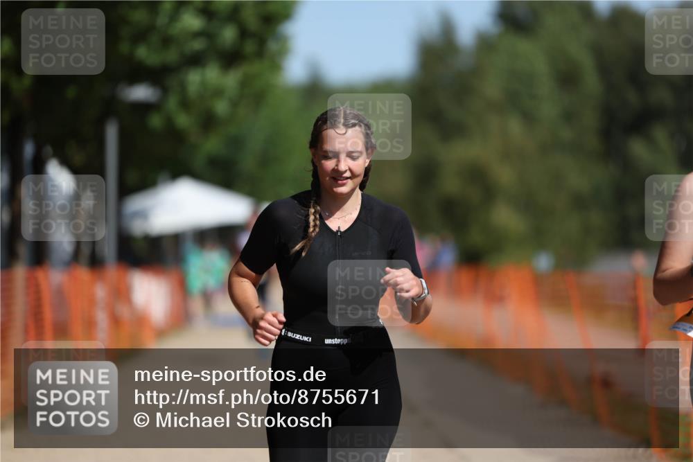 07.09.2025 - 19. Norderstedt Triathlon Michael Strokosch http://msf.ph/oto/8755671 07.09.2025 12:03:07 Laufen 1187, 1313, 1394 meine-sportfotos.de