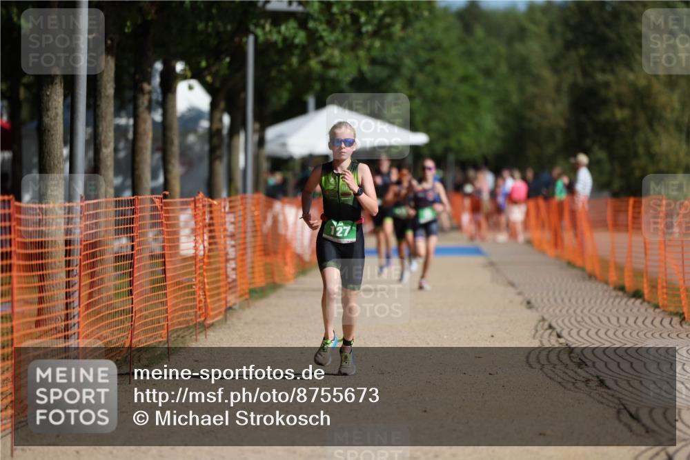 07.09.2025 - 19. Norderstedt Triathlon Michael Strokosch http://msf.ph/oto/8755673 07.09.2025 11:00:41 Laufen 127 meine-sportfotos.de