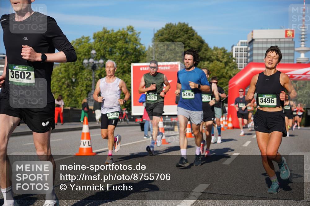 07.09.2025 - BARMER Alsterlauf Yannick Fuchs http://msf.ph/oto/8755706 07.09.2025 09:38:00 Laufen 36, 3602, 8255, 5495, 4076, 030, 5496 meine-sportfotos.de