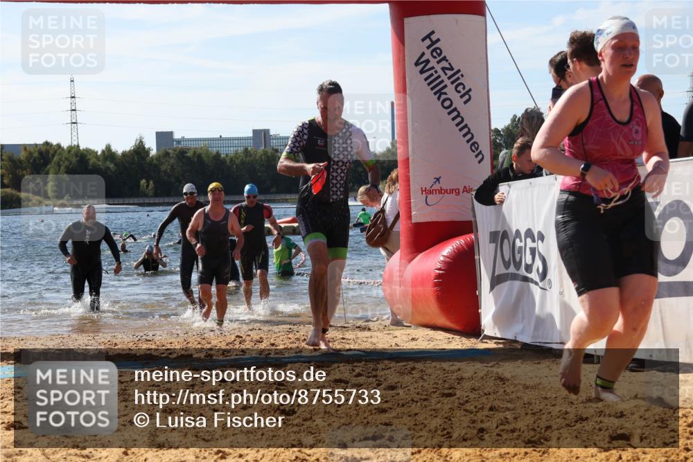 07.09.2025 - 19. Norderstedt Triathlon Luisa Fischer http://msf.ph/oto/8755733 07.09.2025 11:45:03 Schwimmen 697, 717, 728, 758, 851, 852, 898, 1237, 1307 meine-sportfotos.de