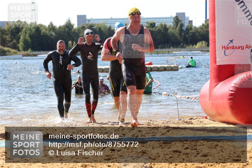 07.09.2025 - 19. Norderstedt Triathlon Luisa Fischer http://msf.ph/oto/8755772 07.09.2025 11:45:05 Schwimmen 697, 717, 758, 851, 852, 898, 1237, 1307 meine-sportfotos.de