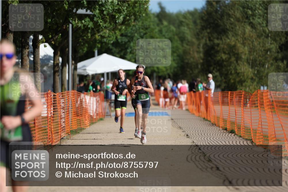 07.09.2025 - 19. Norderstedt Triathlon Michael Strokosch http://msf.ph/oto/8755797 07.09.2025 11:00:44 Laufen 62, 123, 127 meine-sportfotos.de