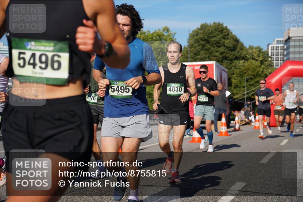 07.09.2025 - BARMER Alsterlauf Yannick Fuchs http://msf.ph/oto/8755815 07.09.2025 09:38:02 Laufen 5496, 4076, 36, 5495, 4030, 5773, 274 meine-sportfotos.de