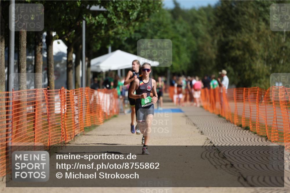 07.09.2025 - 19. Norderstedt Triathlon Michael Strokosch http://msf.ph/oto/8755862 07.09.2025 11:00:45 Laufen 62, 123, 127 meine-sportfotos.de