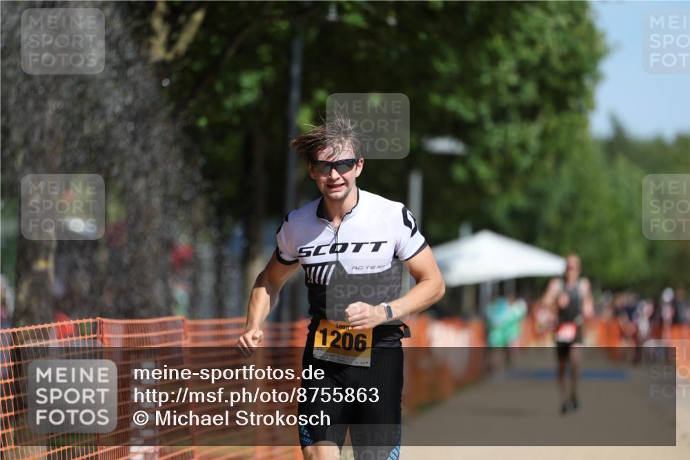 07.09.2025 - 19. Norderstedt Triathlon Michael Strokosch http://msf.ph/oto/8755863 07.09.2025 12:03:15 Laufen 1206 meine-sportfotos.de