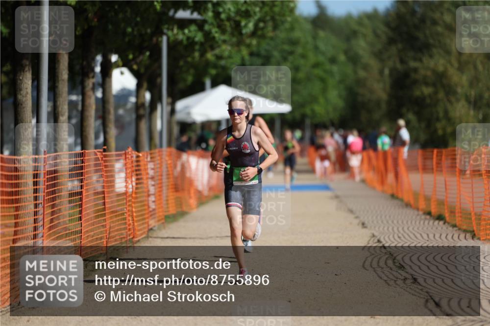 07.09.2025 - 19. Norderstedt Triathlon Michael Strokosch http://msf.ph/oto/8755896 07.09.2025 11:00:46 Laufen 62, 123, 127, 635 meine-sportfotos.de