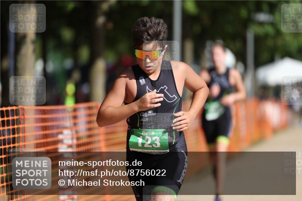 07.09.2025 - 19. Norderstedt Triathlon Michael Strokosch http://msf.ph/oto/8756022 07.09.2025 11:00:51 Laufen 62, 123, 635 meine-sportfotos.de