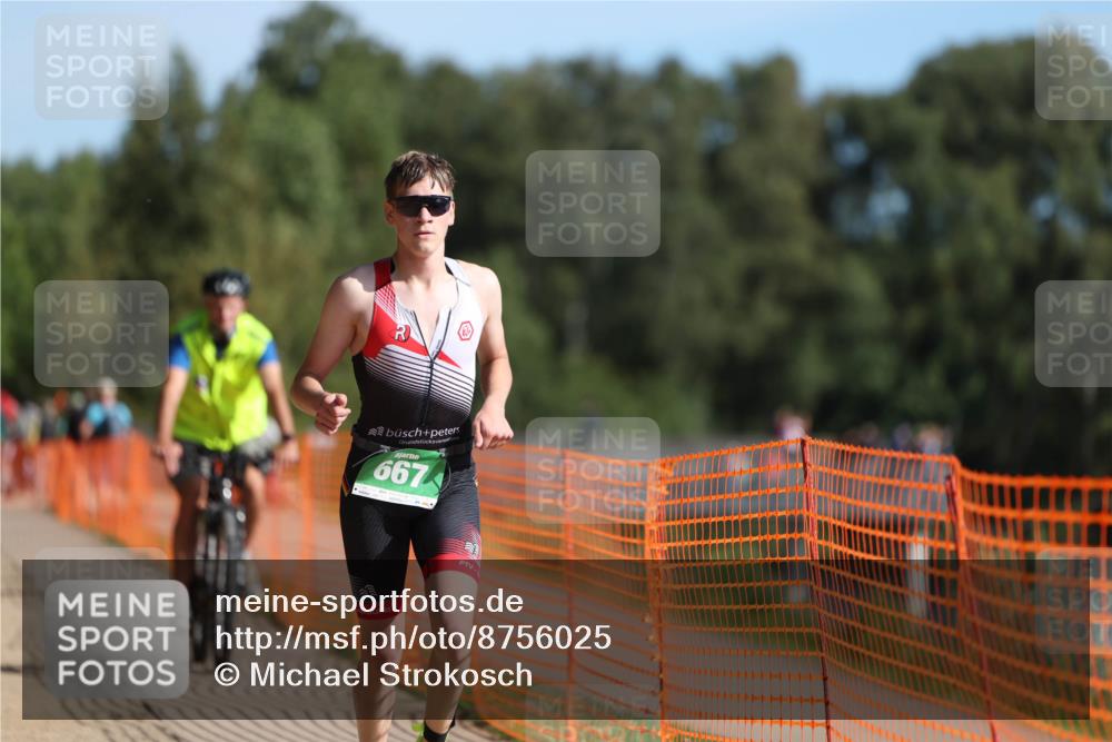 07.09.2025 - 19. Norderstedt Triathlon Michael Strokosch http://msf.ph/oto/8756025 07.09.2025 10:42:02 Laufen 667 meine-sportfotos.de