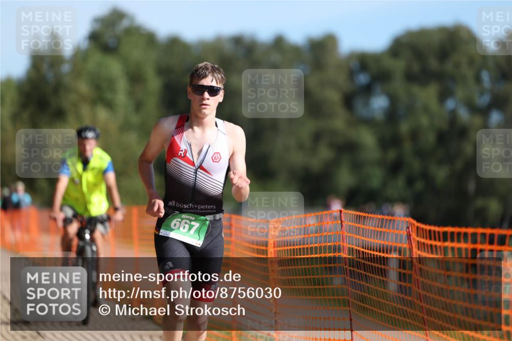07.09.2025 - 19. Norderstedt Triathlon Michael Strokosch http://msf.ph/oto/8756030 07.09.2025 10:42:02 Laufen 667 meine-sportfotos.de