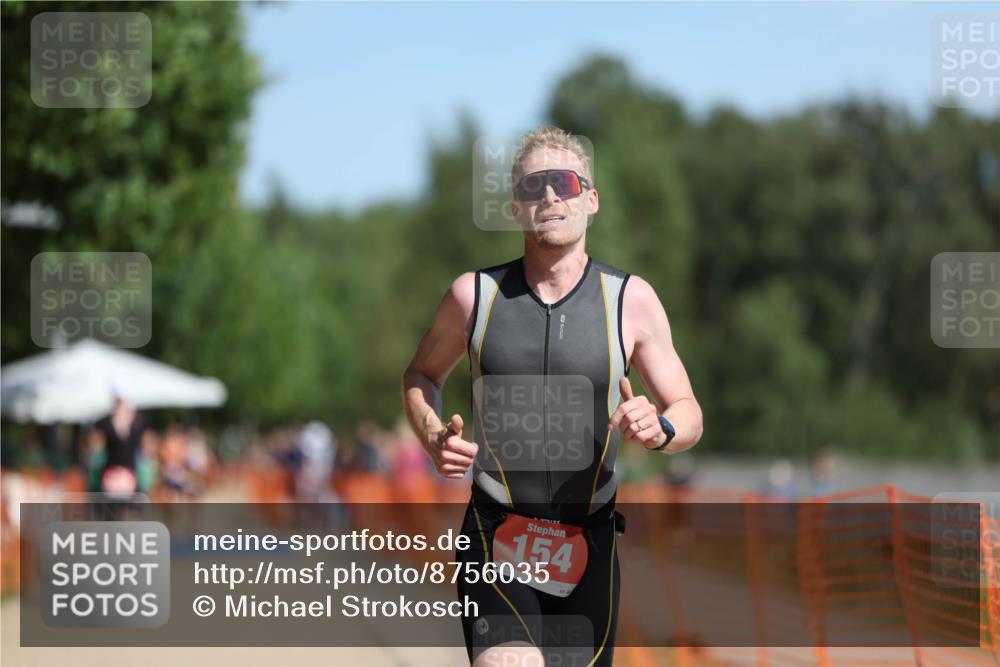 07.09.2025 - 19. Norderstedt Triathlon Michael Strokosch http://msf.ph/oto/8756035 07.09.2025 12:03:24 Laufen 154 meine-sportfotos.de