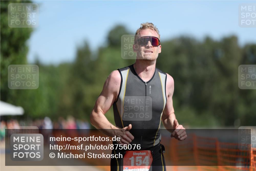 07.09.2025 - 19. Norderstedt Triathlon Michael Strokosch http://msf.ph/oto/8756076 07.09.2025 12:03:25 Laufen 154 meine-sportfotos.de