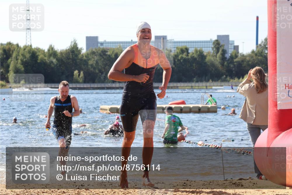 07.09.2025 - 19. Norderstedt Triathlon Luisa Fischer http://msf.ph/oto/8756114 07.09.2025 11:45:35 Schwimmen 210, 696, 850 meine-sportfotos.de