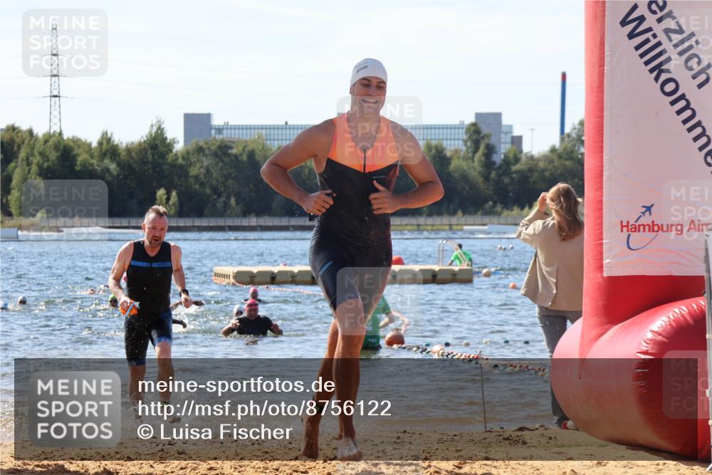 07.09.2025 - 19. Norderstedt Triathlon Luisa Fischer http://msf.ph/oto/8756122 07.09.2025 11:45:35 Schwimmen 210, 696, 850 meine-sportfotos.de