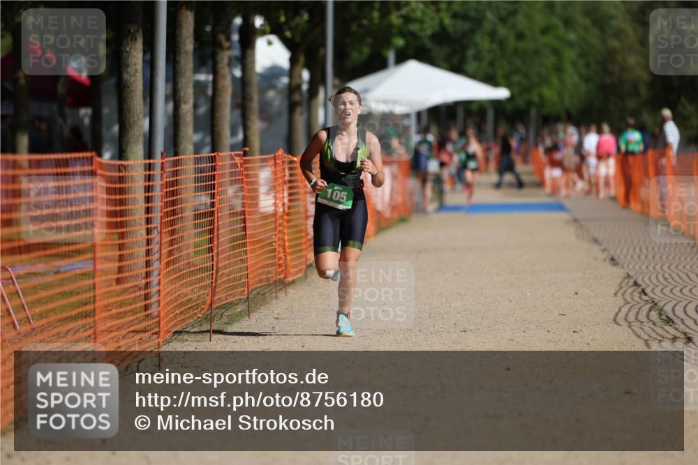 07.09.2025 - 19. Norderstedt Triathlon Michael Strokosch http://msf.ph/oto/8756180 07.09.2025 11:01:00 Laufen 105 meine-sportfotos.de
