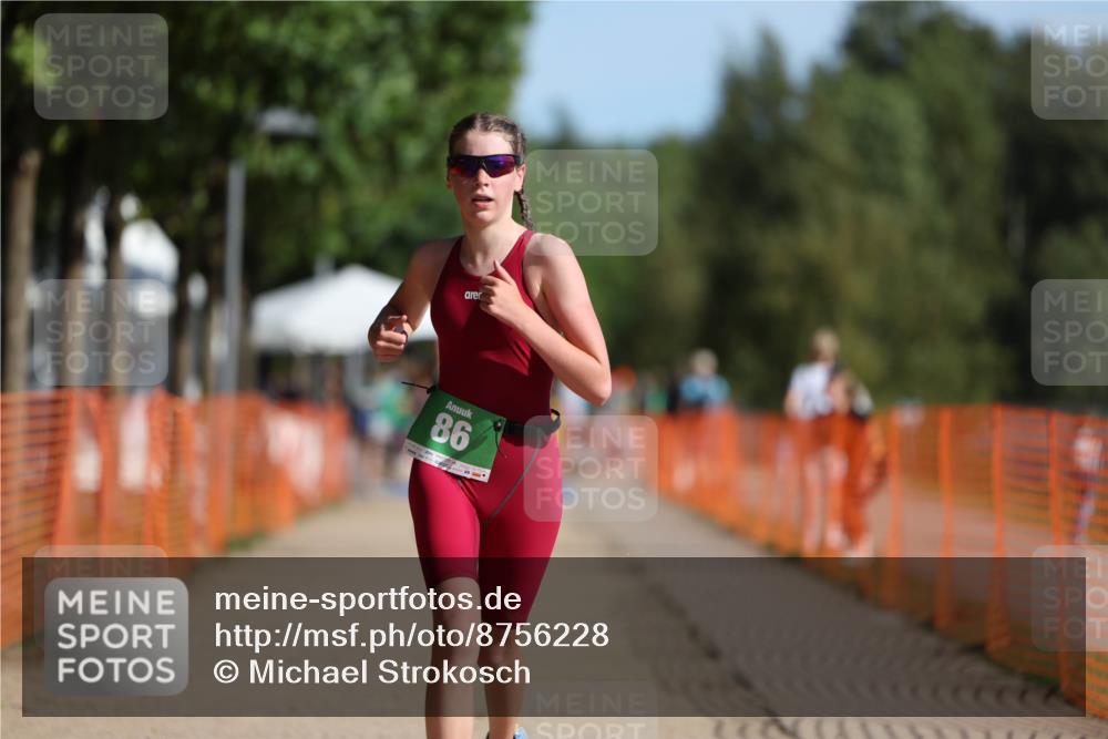 07.09.2025 - 19. Norderstedt Triathlon Michael Strokosch http://msf.ph/oto/8756228 07.09.2025 10:42:12 Laufen 68, 86, 648 meine-sportfotos.de