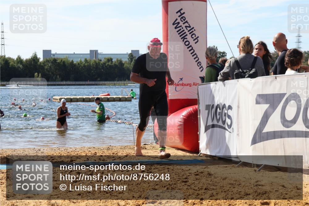 07.09.2025 - 19. Norderstedt Triathlon Luisa Fischer http://msf.ph/oto/8756248 07.09.2025 11:45:52 Schwimmen 727, 780 meine-sportfotos.de
