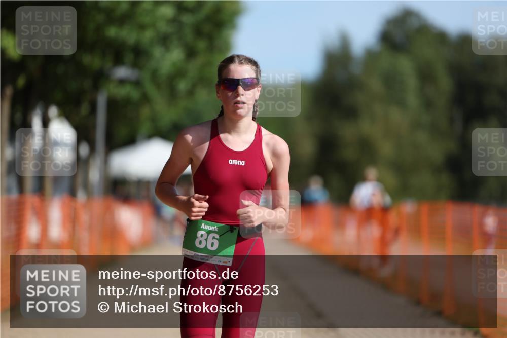 07.09.2025 - 19. Norderstedt Triathlon Michael Strokosch http://msf.ph/oto/8756253 07.09.2025 10:42:12 Laufen 68, 86, 648 meine-sportfotos.de