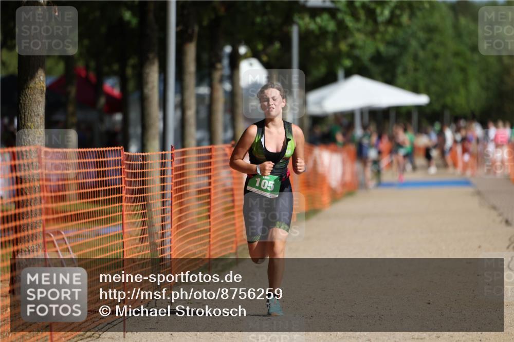 07.09.2025 - 19. Norderstedt Triathlon Michael Strokosch http://msf.ph/oto/8756259 07.09.2025 11:01:01 Laufen 105 meine-sportfotos.de