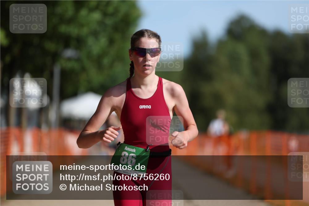 07.09.2025 - 19. Norderstedt Triathlon Michael Strokosch http://msf.ph/oto/8756260 07.09.2025 10:42:13 Laufen 68, 86, 648 meine-sportfotos.de