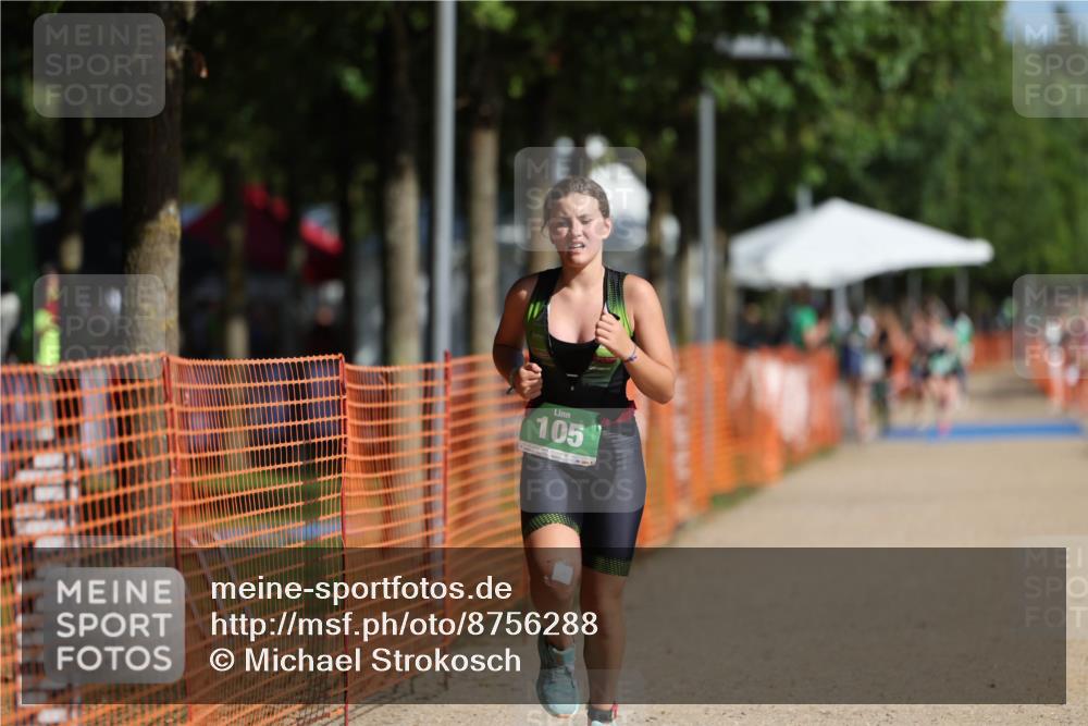 07.09.2025 - 19. Norderstedt Triathlon Michael Strokosch http://msf.ph/oto/8756288 07.09.2025 11:01:02 Laufen 105 meine-sportfotos.de