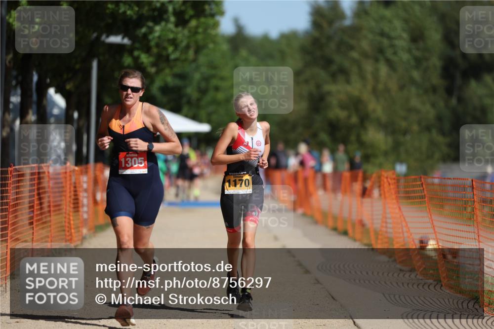 07.09.2025 - 19. Norderstedt Triathlon Michael Strokosch http://msf.ph/oto/8756297 07.09.2025 12:03:43 Laufen 1170, 1305 meine-sportfotos.de