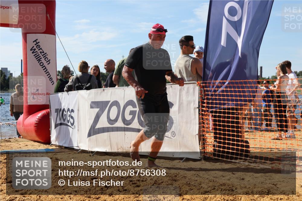 07.09.2025 - 19. Norderstedt Triathlon Luisa Fischer http://msf.ph/oto/8756308 07.09.2025 11:45:54 Schwimmen 727, 780 meine-sportfotos.de