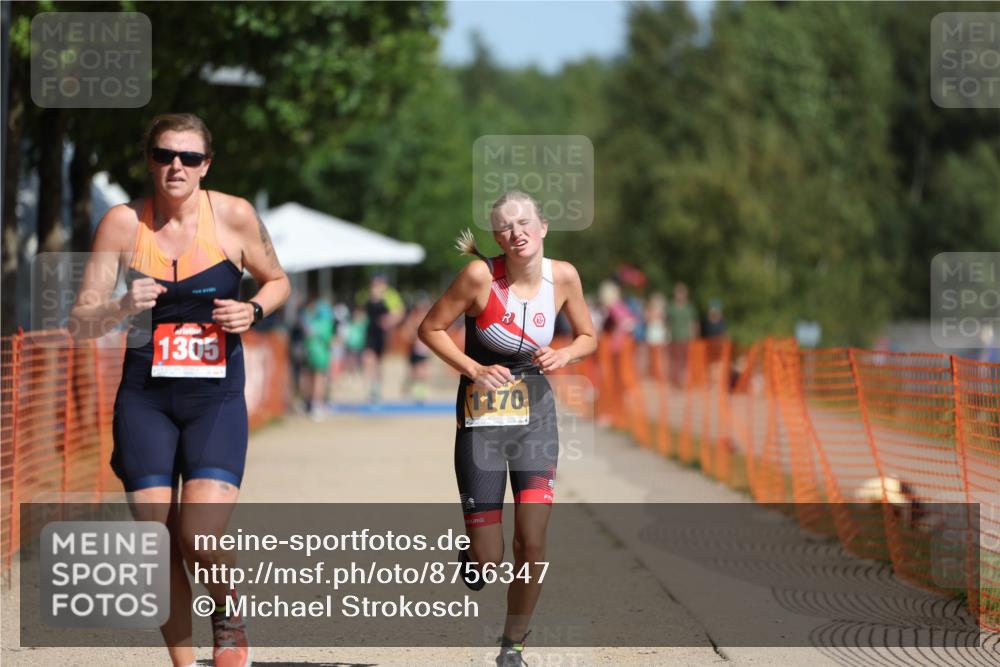 07.09.2025 - 19. Norderstedt Triathlon Michael Strokosch http://msf.ph/oto/8756347 07.09.2025 12:03:44 Laufen 1170, 1305 meine-sportfotos.de