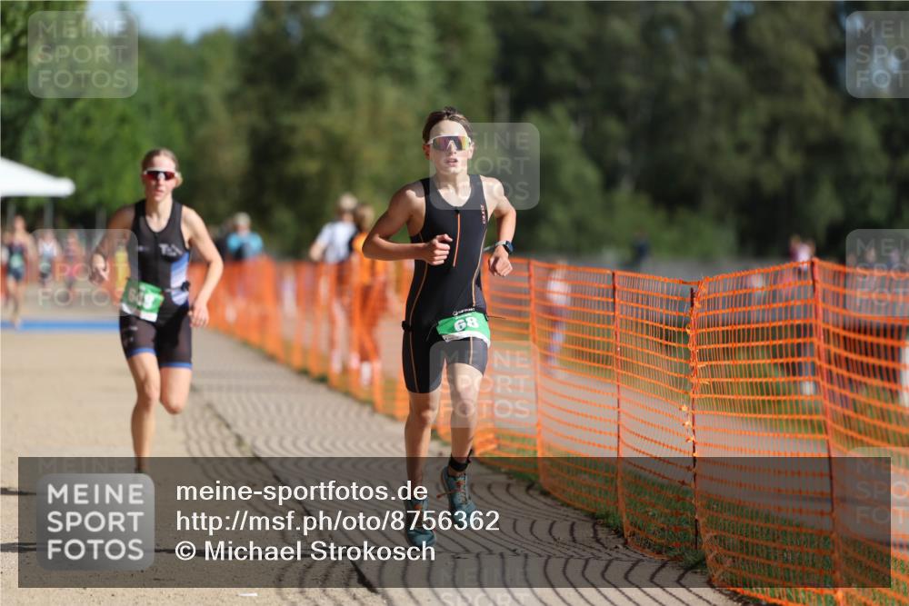 07.09.2025 - 19. Norderstedt Triathlon Michael Strokosch http://msf.ph/oto/8756362 07.09.2025 10:42:16 Laufen 68, 86, 648 meine-sportfotos.de