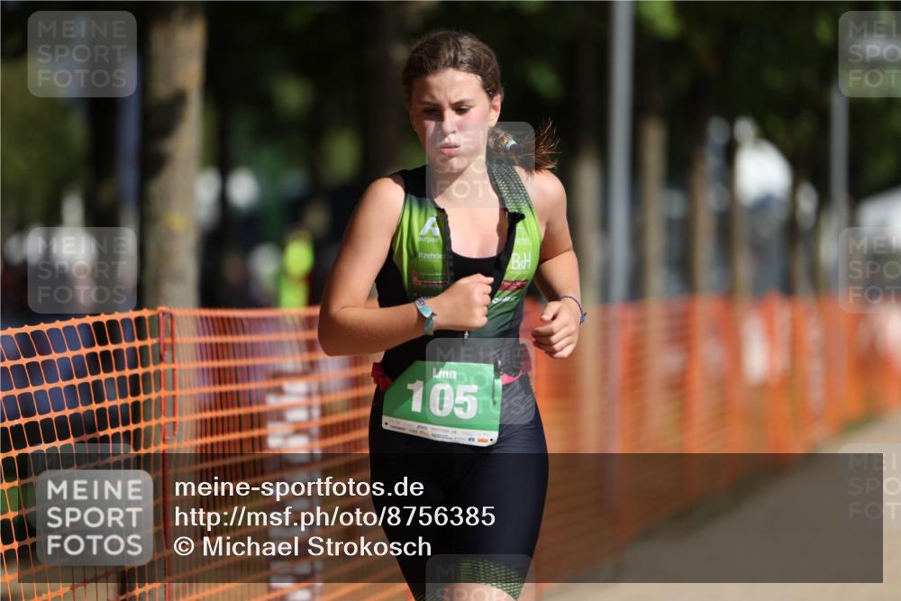 07.09.2025 - 19. Norderstedt Triathlon Michael Strokosch http://msf.ph/oto/8756385 07.09.2025 11:01:04 Laufen 105 meine-sportfotos.de