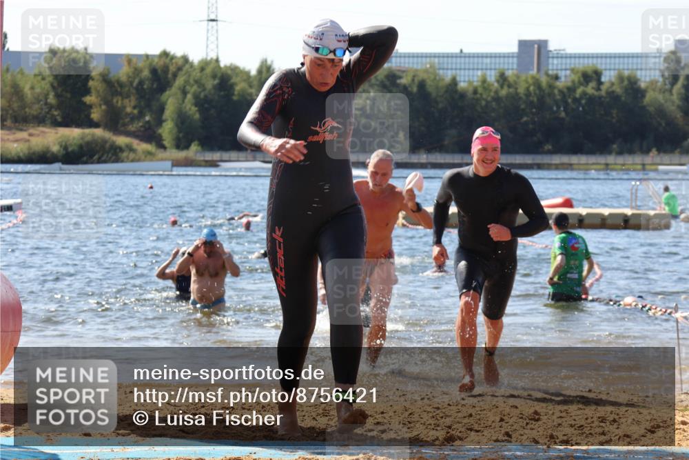 07.09.2025 - 19. Norderstedt Triathlon Luisa Fischer http://msf.ph/oto/8756421 07.09.2025 11:46:04 Schwimmen 213, 715, 727, 780, 1247, 1329 meine-sportfotos.de