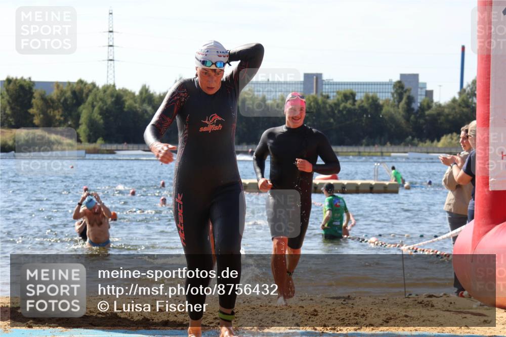 07.09.2025 - 19. Norderstedt Triathlon Luisa Fischer http://msf.ph/oto/8756432 07.09.2025 11:46:04 Schwimmen 213, 715, 727, 780, 1247, 1329 meine-sportfotos.de