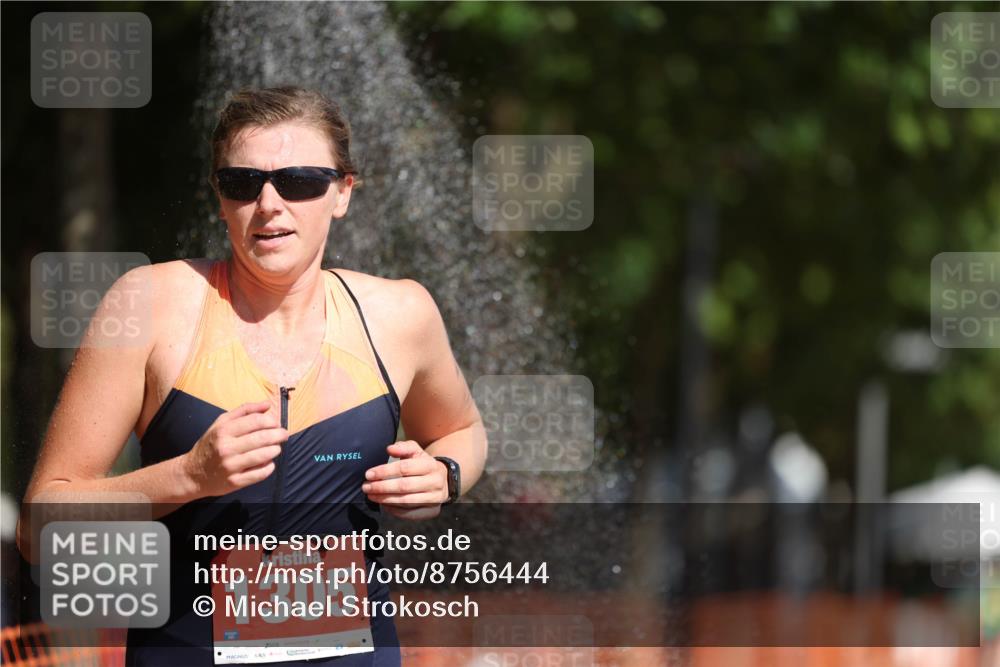 07.09.2025 - 19. Norderstedt Triathlon Michael Strokosch http://msf.ph/oto/8756444 07.09.2025 12:03:46 Laufen 1170, 1305 meine-sportfotos.de