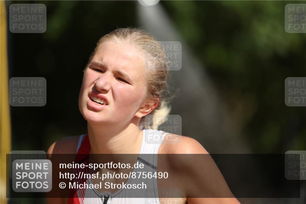 07.09.2025 - 19. Norderstedt Triathlon Michael Strokosch http://msf.ph/oto/8756490 07.09.2025 12:03:47 Laufen 1170, 1305 meine-sportfotos.de