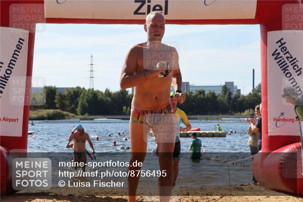 07.09.2025 - 19. Norderstedt Triathlon Luisa Fischer http://msf.ph/oto/8756495 07.09.2025 11:46:08 Schwimmen 182, 213, 715, 780, 1247, 1329 meine-sportfotos.de