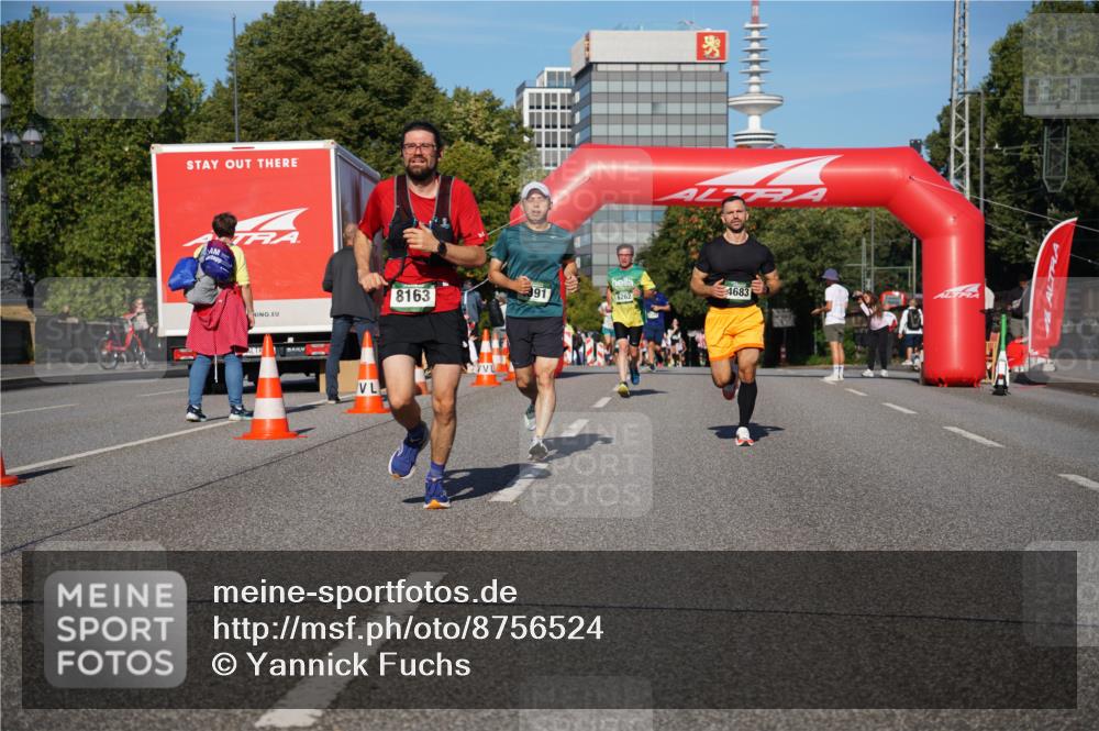 07.09.2025 - BARMER Alsterlauf Yannick Fuchs http://msf.ph/oto/8756524 07.09.2025 09:38:19 Laufen 8163, 391, 6262, 4683 meine-sportfotos.de