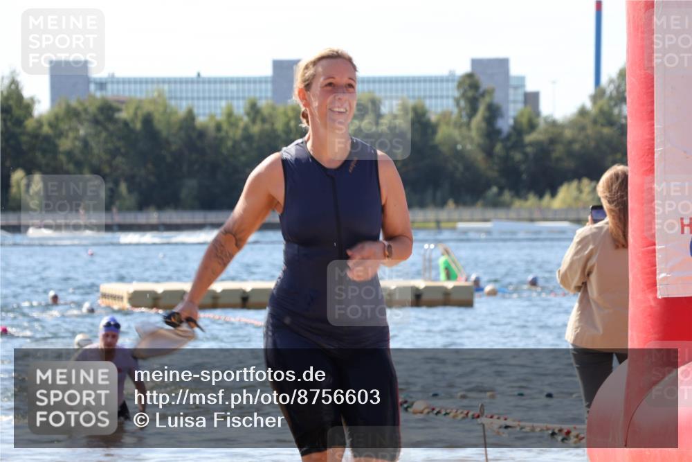07.09.2025 - 19. Norderstedt Triathlon Luisa Fischer http://msf.ph/oto/8756603 07.09.2025 11:46:15 Schwimmen 169, 182, 213, 715, 1247, 1329 meine-sportfotos.de