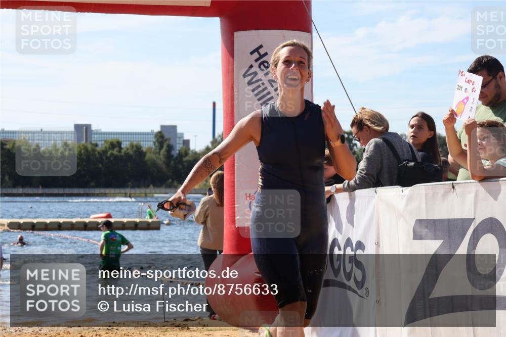 07.09.2025 - 19. Norderstedt Triathlon Luisa Fischer http://msf.ph/oto/8756633 07.09.2025 11:46:17 Schwimmen 169, 182, 715, 1247, 1329 meine-sportfotos.de
