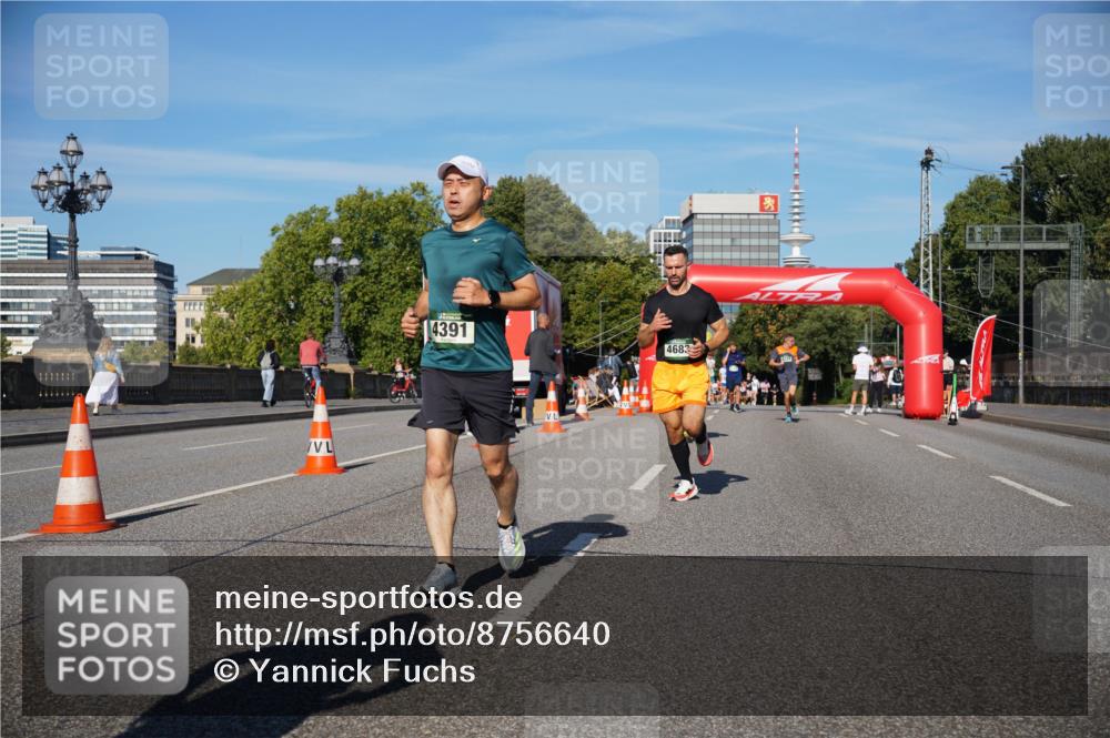 07.09.2025 - BARMER Alsterlauf Yannick Fuchs http://msf.ph/oto/8756640 07.09.2025 09:38:21 Laufen 4391, 4683 meine-sportfotos.de