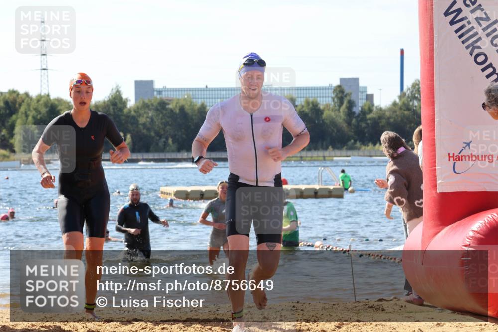 07.09.2025 - 19. Norderstedt Triathlon Luisa Fischer http://msf.ph/oto/8756649 07.09.2025 11:46:26 Schwimmen 169, 244, 258, 724, 737 meine-sportfotos.de
