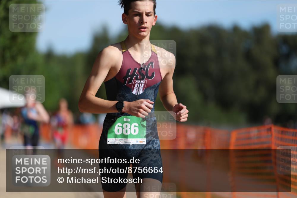 07.09.2025 - 19. Norderstedt Triathlon Michael Strokosch http://msf.ph/oto/8756664 07.09.2025 10:42:31 Laufen 652, 672, 686 meine-sportfotos.de