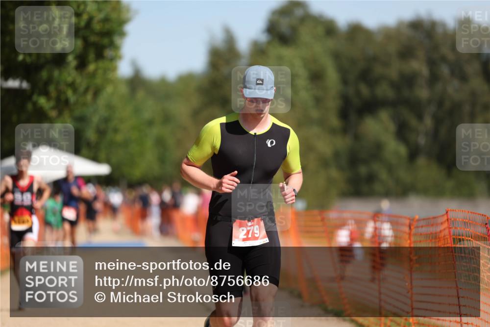 07.09.2025 - 19. Norderstedt Triathlon Michael Strokosch http://msf.ph/oto/8756686 07.09.2025 12:04:04 Laufen 279, 1183, 1278 meine-sportfotos.de