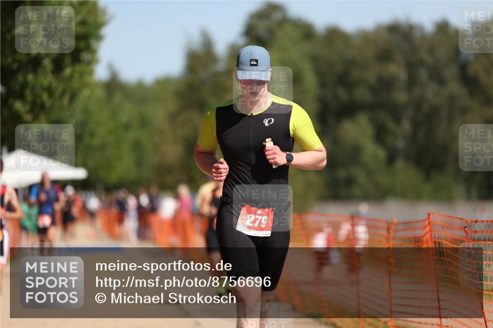 07.09.2025 - 19. Norderstedt Triathlon Michael Strokosch http://msf.ph/oto/8756696 07.09.2025 12:04:05 Laufen 279, 1183, 1278 meine-sportfotos.de