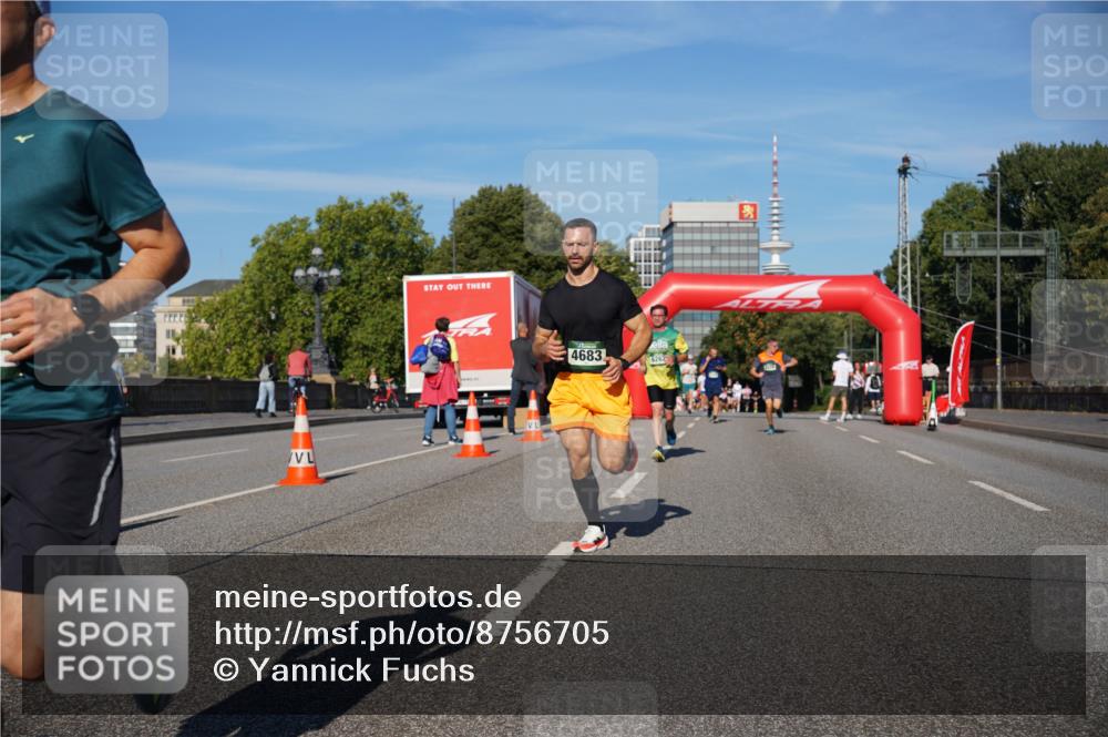 07.09.2025 - BARMER Alsterlauf Yannick Fuchs http://msf.ph/oto/8756705 07.09.2025 09:38:21 Laufen 4683, 6262 meine-sportfotos.de