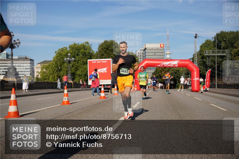 07.09.2025 - BARMER Alsterlauf Yannick Fuchs http://msf.ph/oto/8756713 07.09.2025 09:38:22 Laufen 4683, 6262 meine-sportfotos.de