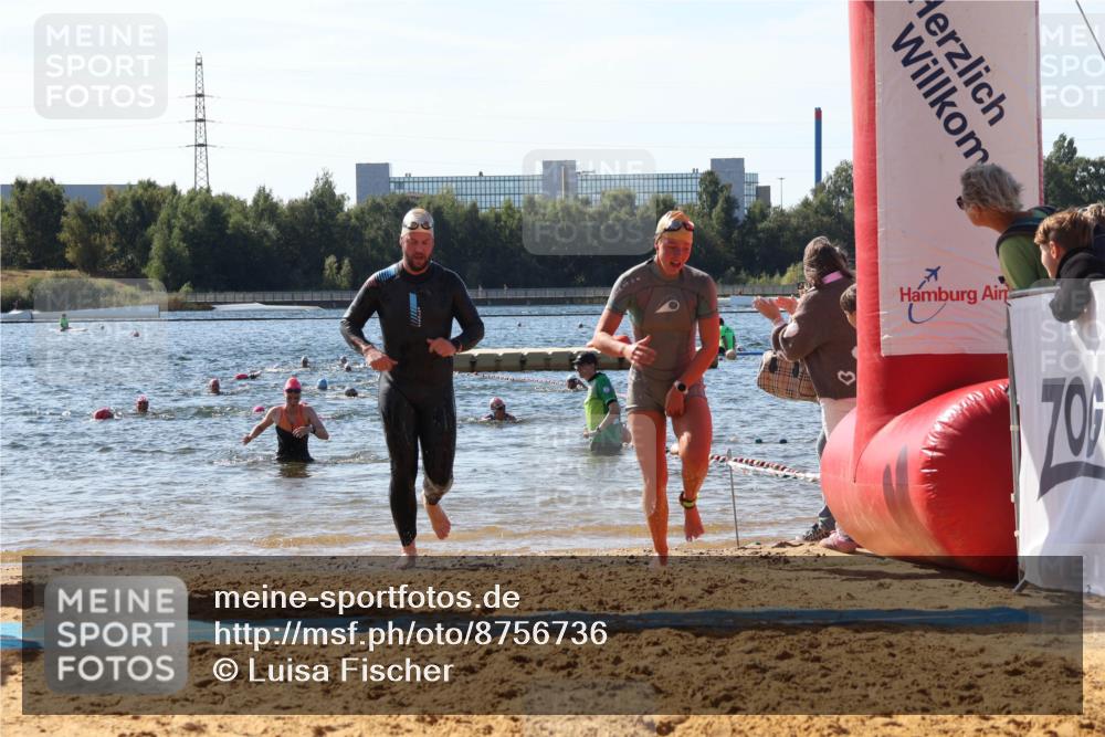 07.09.2025 - 19. Norderstedt Triathlon Luisa Fischer http://msf.ph/oto/8756736 07.09.2025 11:46:31 Schwimmen 244, 258, 724, 737 meine-sportfotos.de