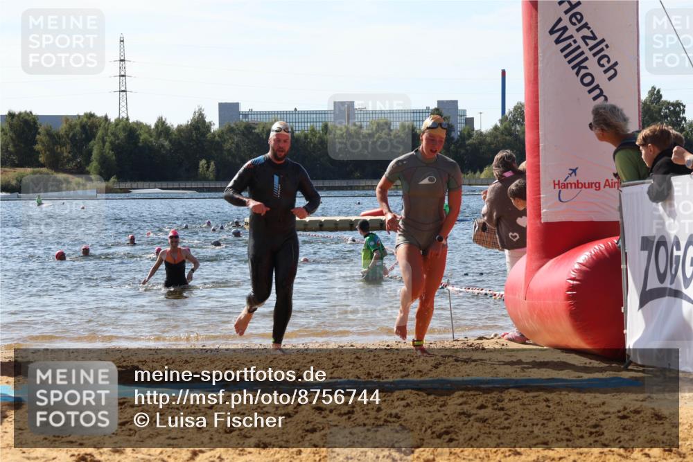 07.09.2025 - 19. Norderstedt Triathlon Luisa Fischer http://msf.ph/oto/8756744 07.09.2025 11:46:31 Schwimmen 244, 258, 724, 737 meine-sportfotos.de