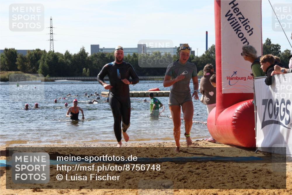 07.09.2025 - 19. Norderstedt Triathlon Luisa Fischer http://msf.ph/oto/8756748 07.09.2025 11:46:32 Schwimmen 244, 258, 724, 737 meine-sportfotos.de