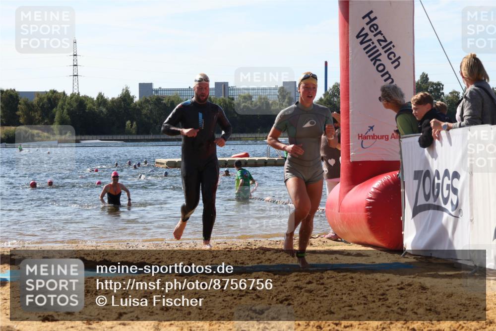 07.09.2025 - 19. Norderstedt Triathlon Luisa Fischer http://msf.ph/oto/8756756 07.09.2025 11:46:32 Schwimmen 244, 258, 724, 737 meine-sportfotos.de