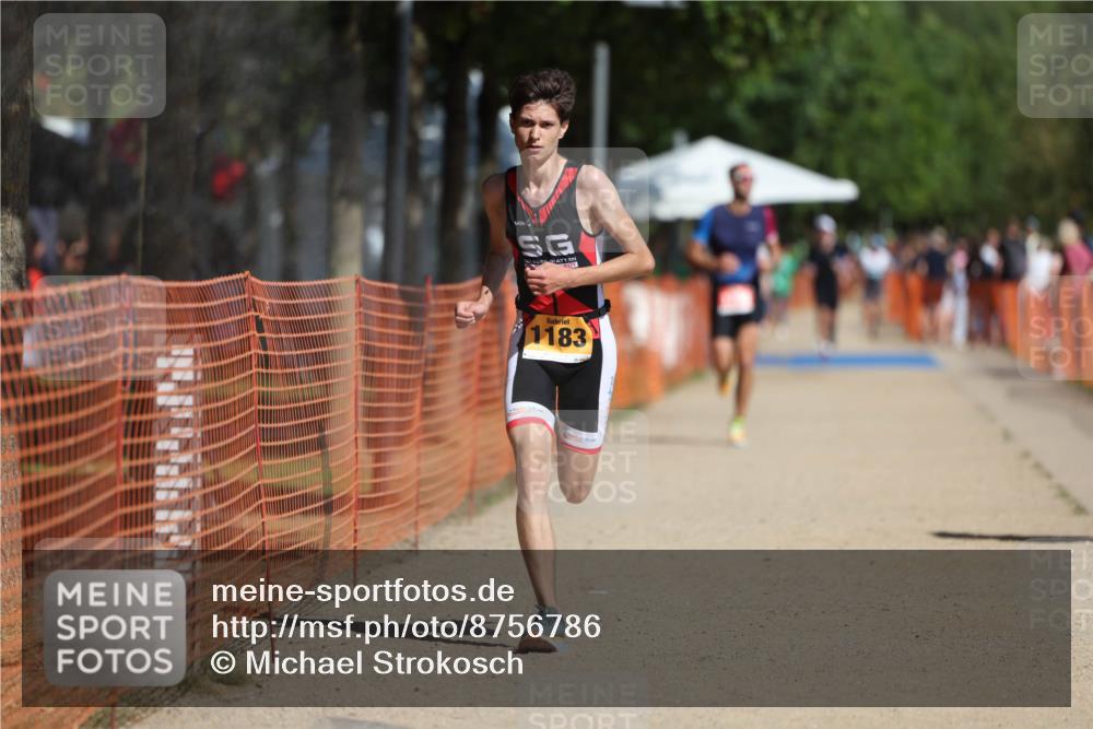 07.09.2025 - 19. Norderstedt Triathlon Michael Strokosch http://msf.ph/oto/8756786 07.09.2025 12:04:07 Laufen 279, 1183, 1278, 1306 meine-sportfotos.de