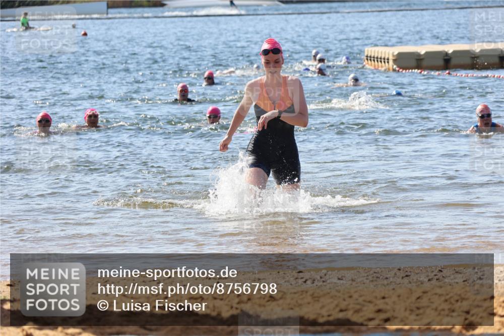 07.09.2025 - 19. Norderstedt Triathlon Luisa Fischer http://msf.ph/oto/8756798 07.09.2025 11:46:35 Schwimmen 244, 258, 724, 737, 1251 meine-sportfotos.de